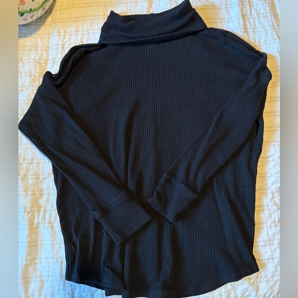 Black ribbed turtleneck